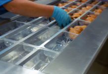 Innovative methods for a multidisciplinary risk management in poultry slaughterhouses