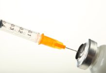 Infectious bronchitis virus spike protein-pseudotyped virus particles for vaccine applications