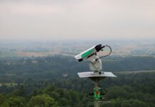 Lasers prevent the spreading of the Avian Influenza virus