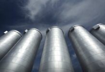 Indonesia asks feed mills to hold price increases as ministry steers soybean meal imports through state enterprise
