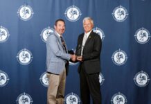 Dr. Bob Buresh receives PSA Distinguished Poultry Industry Career Award, sponsored by USPOULTRY
