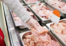 EU suspends Brazilian poultry imports, French sector calls for strict safeguards